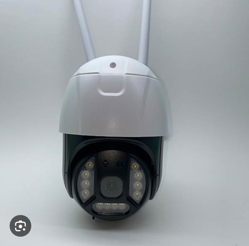 ۳۶۰ درجه میچرخه ۹۰درجه بالا و پایین میشه،ضبط کردن همزمان صدا و تصویر،انتقال تصویر از راه دور،دید در شب رنگی،ساپورت رم تا ۱۲۸