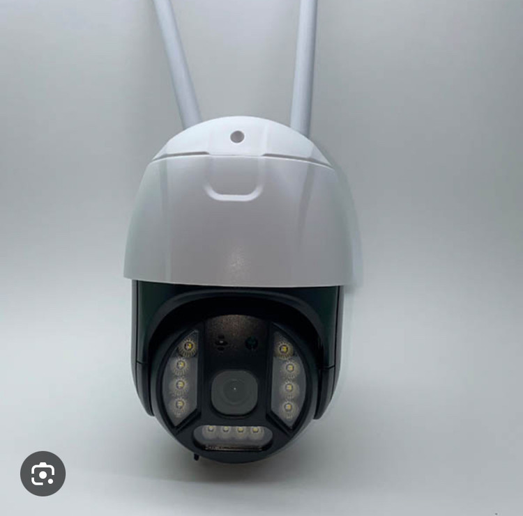 ۳۶۰ درجه میچرخه ۹۰درجه بالا و پایین میشه،ضبط کردن همزمان صدا و تصویر،انتقال تصویر از راه دور،دید در شب رنگی،ساپورت رم تا ۱۲۸